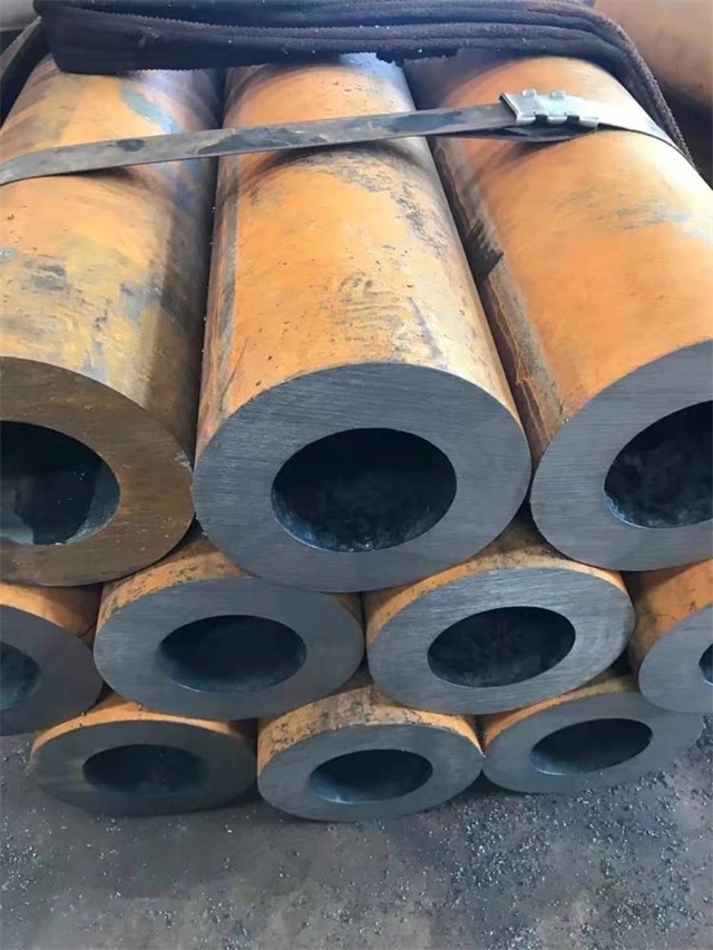 四平20号厚壁无缝钢管