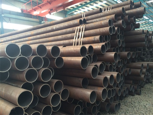 四平化肥设备用高压无缝钢管