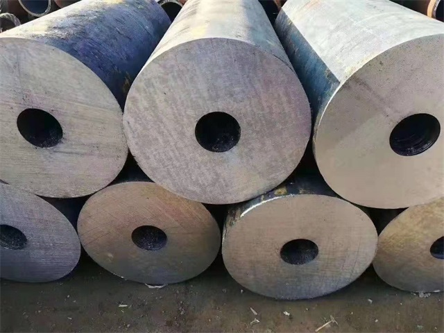 四平厚壁热轧无缝钢管