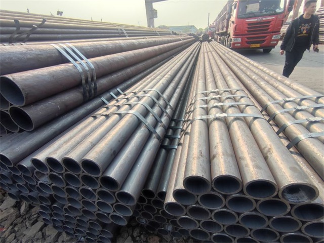 四平20#无缝钢管焊接