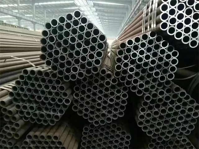 四平20#石油裂化用无缝钢管